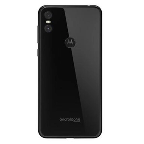 Motorola One image 2